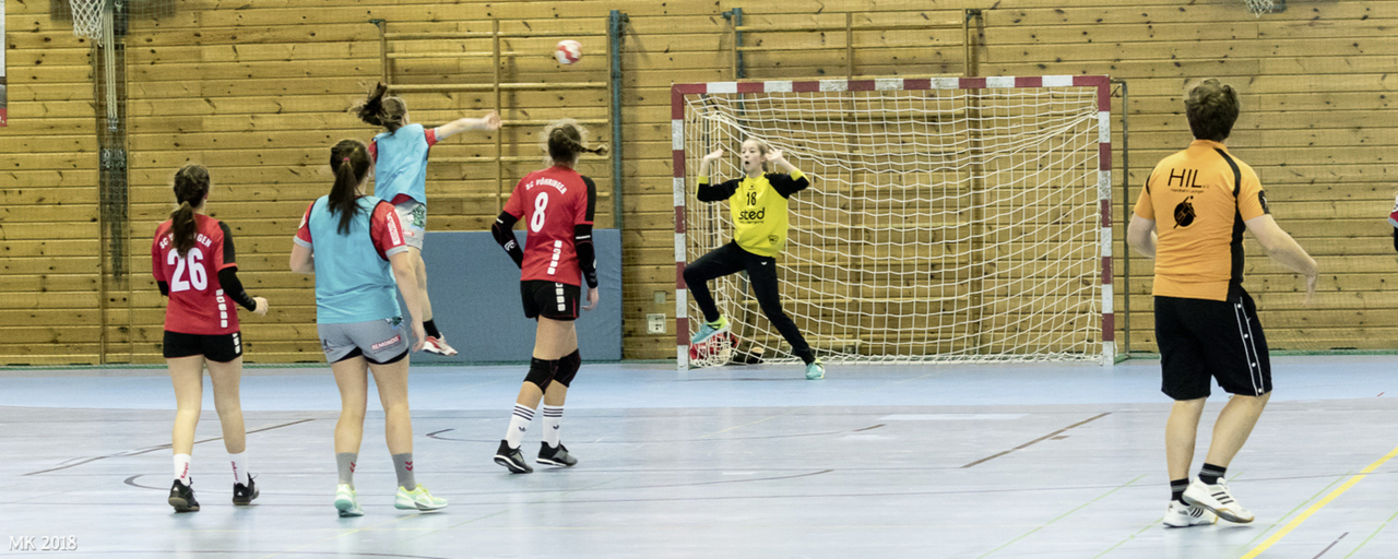 Spielszenen wC-Jugend gegen Gilching